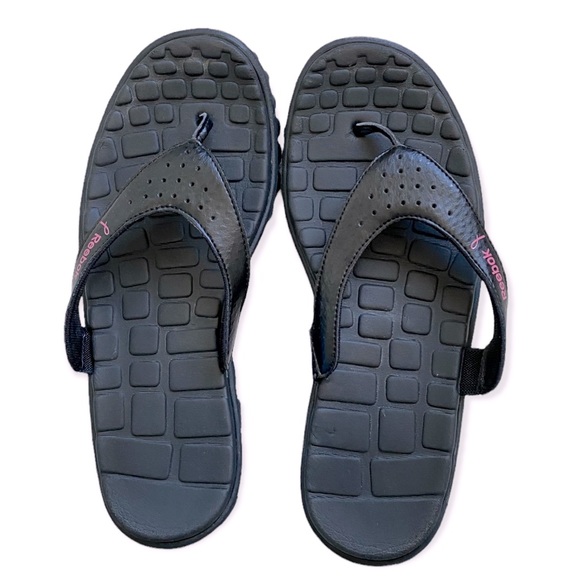 Reebok | Shoes | Reebok Thong Sandals 